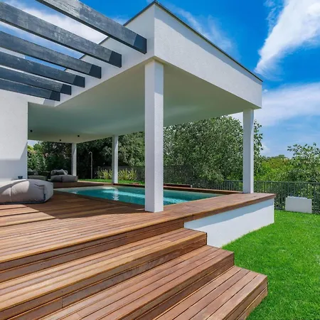 House With Pool Casa Lavanda Casa vacanze Bale